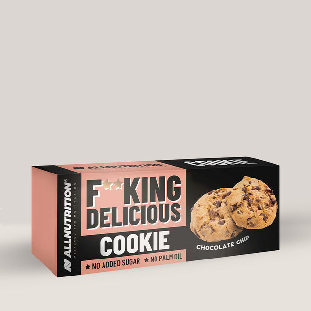Imagine cu un biscuit proteic Fitking Delicious Cookie de la ALLNUTRITION, o gustare delicioasă și sănătoasă cu aroma de ciocolata.