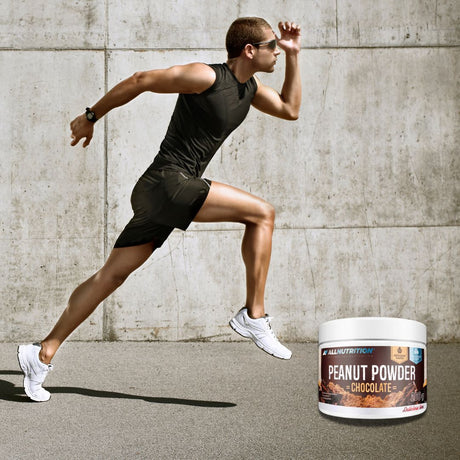 Siluetă sculptată cu pudră de arahide degresată ALLNUTRITION. Savoare intensă, rezultate maxime.