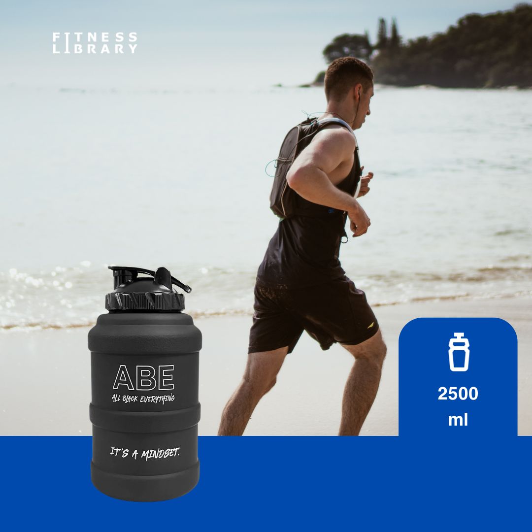Hidratare impecabilă, performanță optimă. ABE Water Jug de la Applied Nutrition.