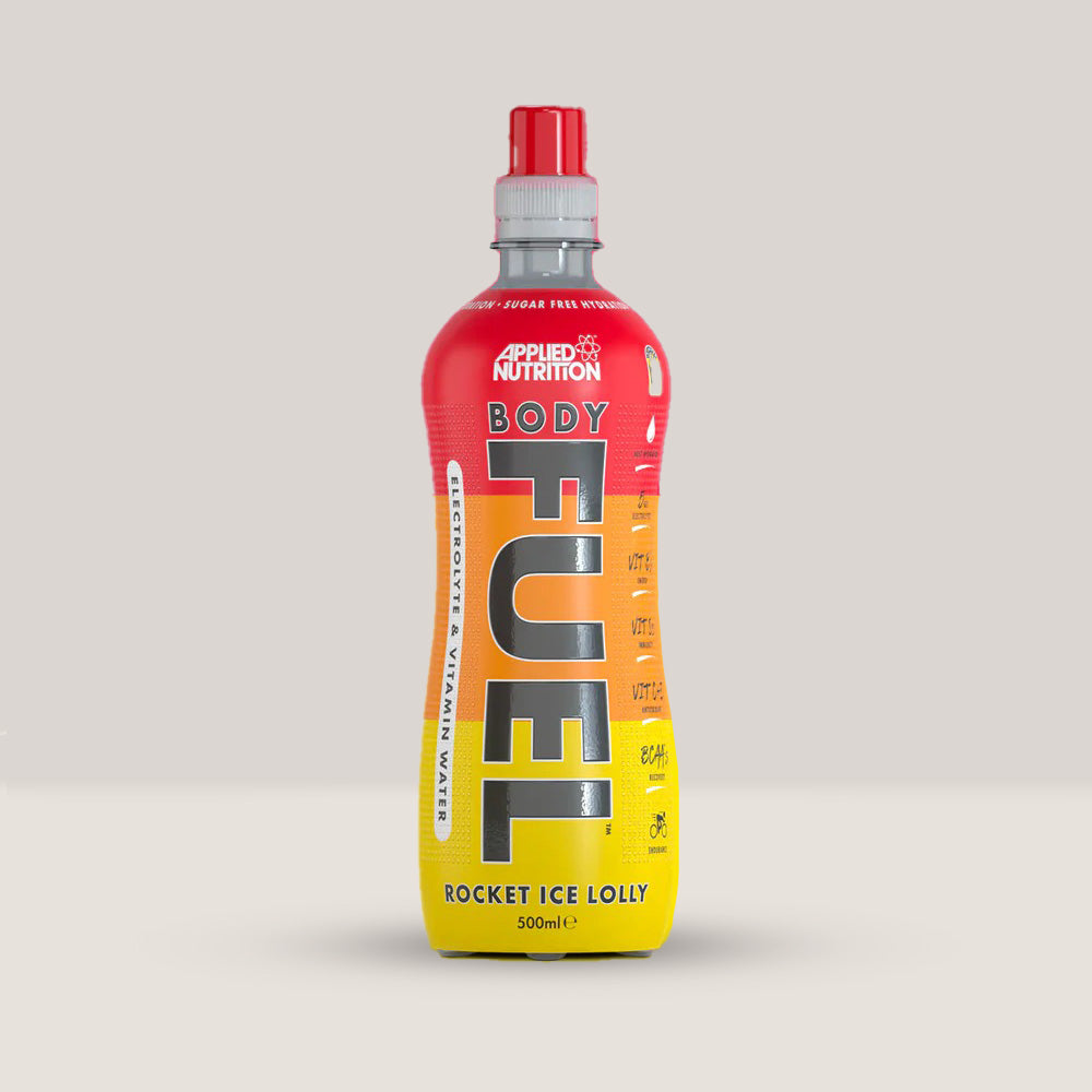 Imagine cu o sticlă de Body Fuel Electrolyte 500ml de la APPLIED NUTRITION, o băutură cu electroliți pentru hidratare și energie cu aromă de jeleuri rocket ice.