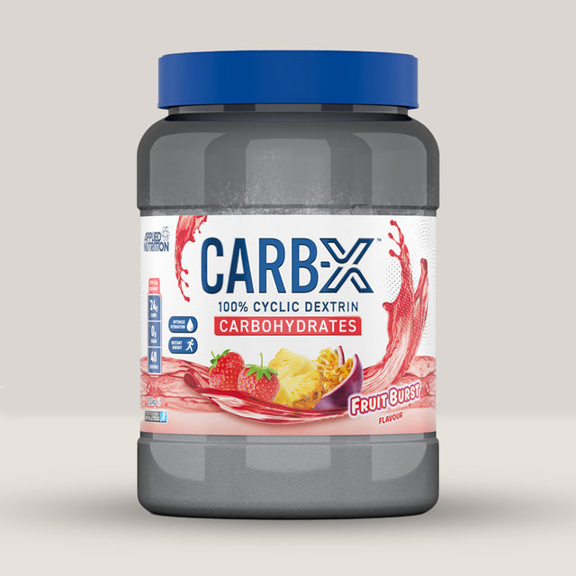 Imagine cu o cutie de Carb X (1.2kg, 42 de serviri) de la Applied Nutrition, un supliment cu carbohidrați cu eliberare treptată cu aroma de fructe.