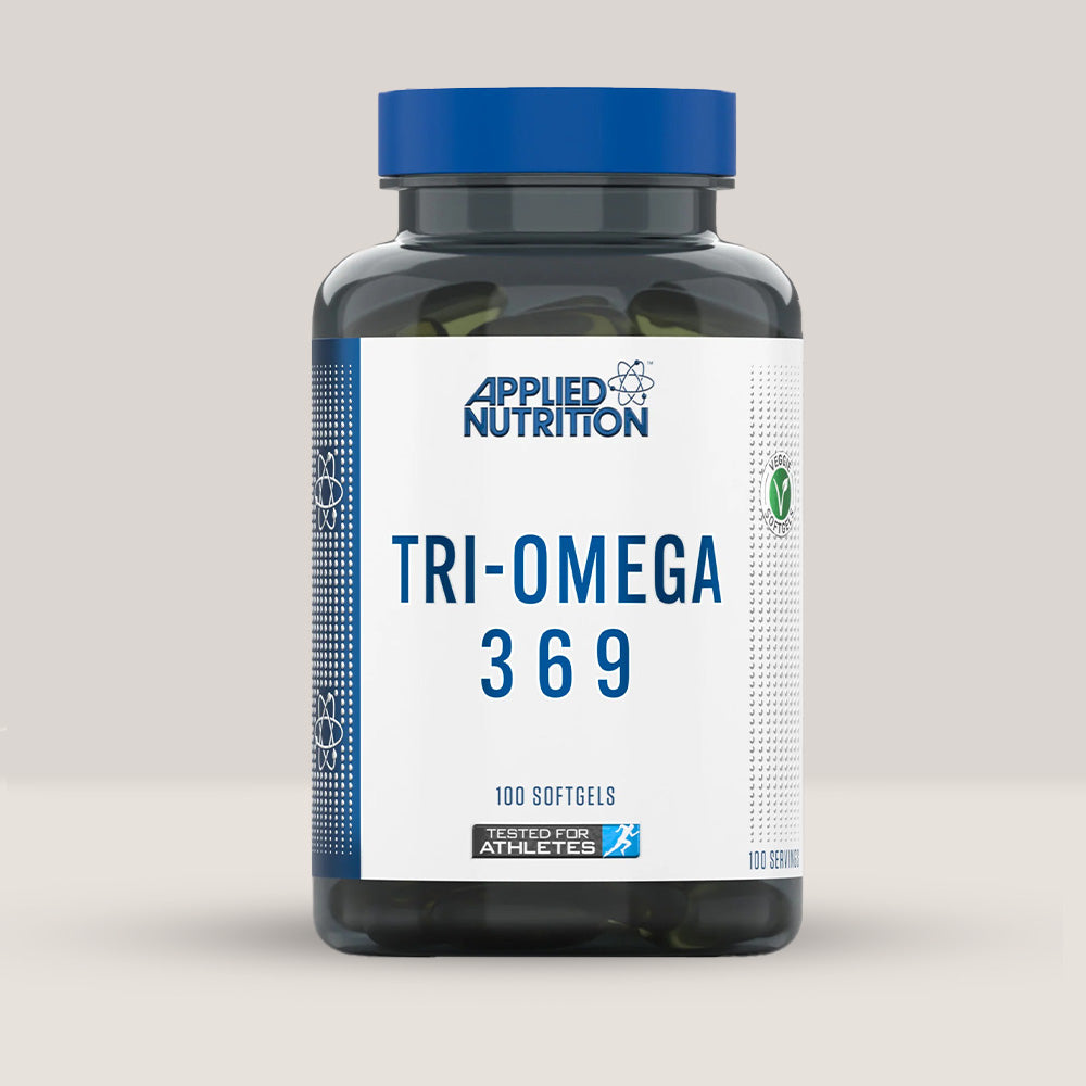 Imagine cu o cutie de Tri-Omega 3-6-9 1000mg (100 capsule) de la APPLIED NUTRITION, un supliment cu amestec de uleiuri Omega 3, 6 și 9.
