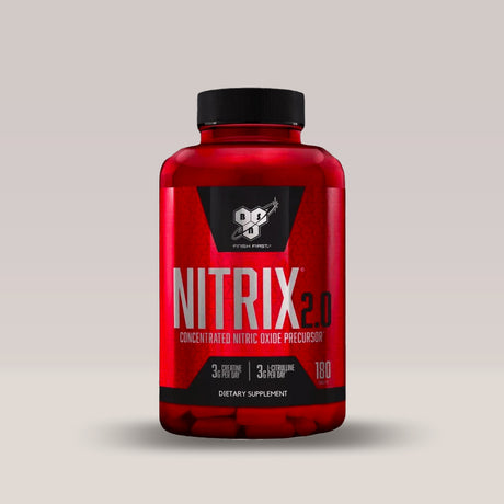 Flacon de supliment pentru oxid nitric BSN Nitrix 2.0, tablete cu creatină și citrulină.