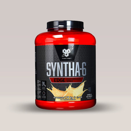Recipient de amestec proteic BSN Syntha-6 Edge, un supliment pentru masă musculară și recuperare.