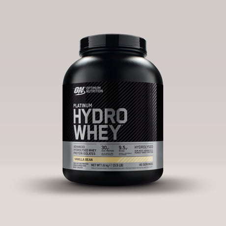 Recipient de proteină hidrolizată Optimum Nutrition Platinum Hydro Whey, un supliment pentru recuperare rapidă. Aromă vanilie.