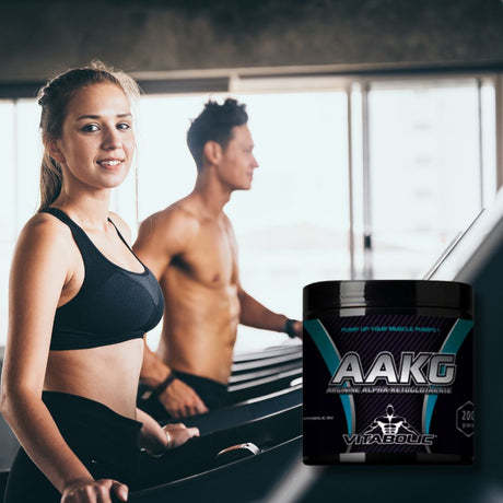 AAKG Vitabolic: Performanță amplificată, prezență impunătoare.