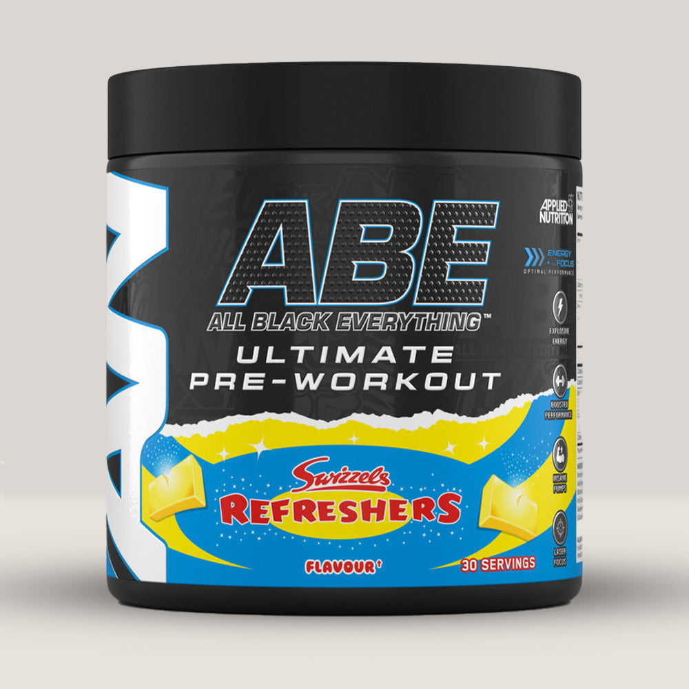 Imagine cu o cutie de ABE (All Black Everything) Pre-Workout (315g, 30 de serviri) de la Applied Nutrition, un supliment pre-workout pentru energie și pompare musculară. Cu aromă de citrice fresh.