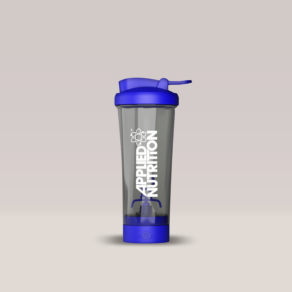 Imagine cu sticla electrică pentru shake-uri Tornado Electric Shaker Bottle de la Applied Nutrition.